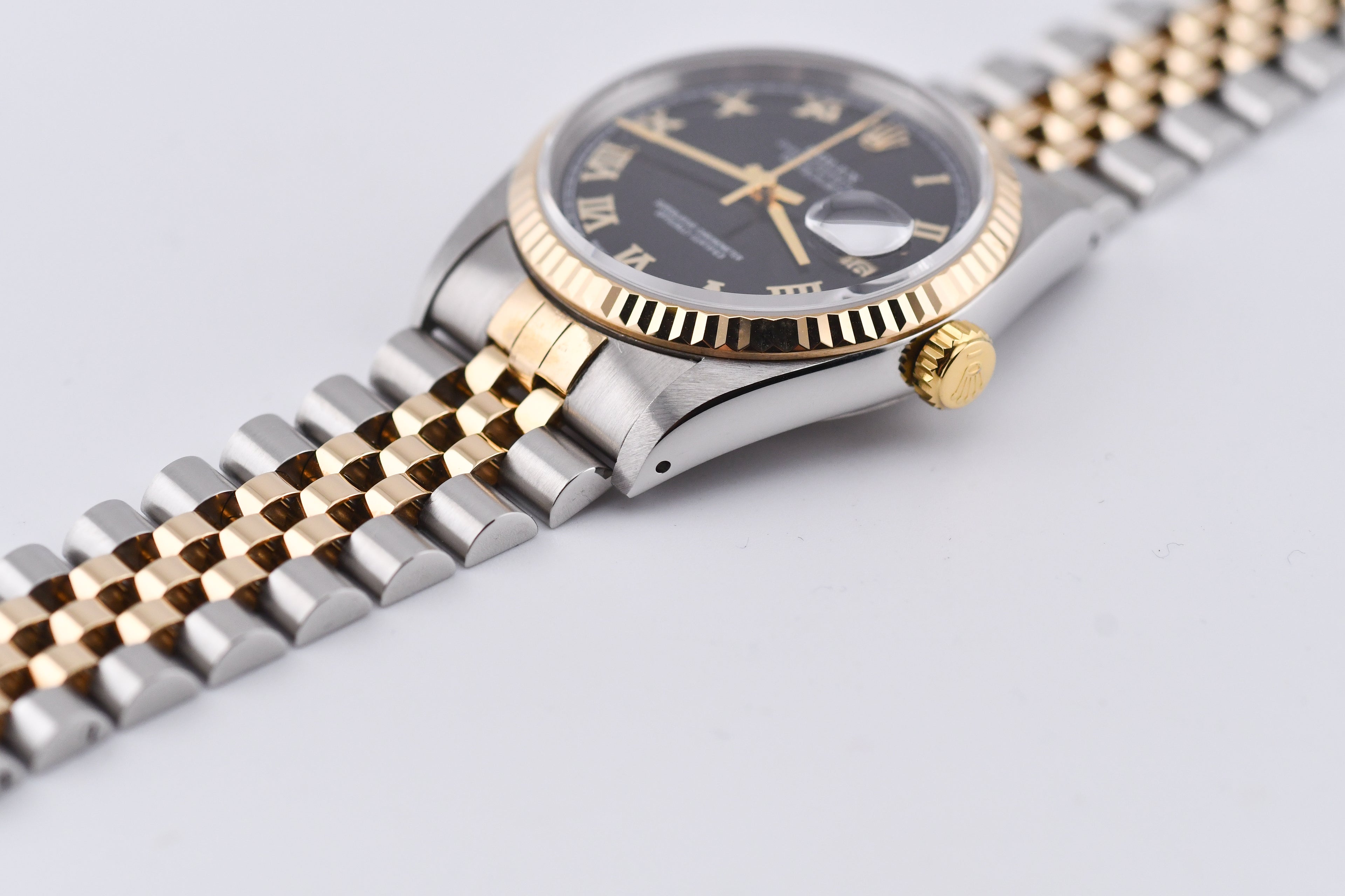 Rolex Datejust 36mm Ref 16233 Yellow Gold Bezel Black Roman Dial