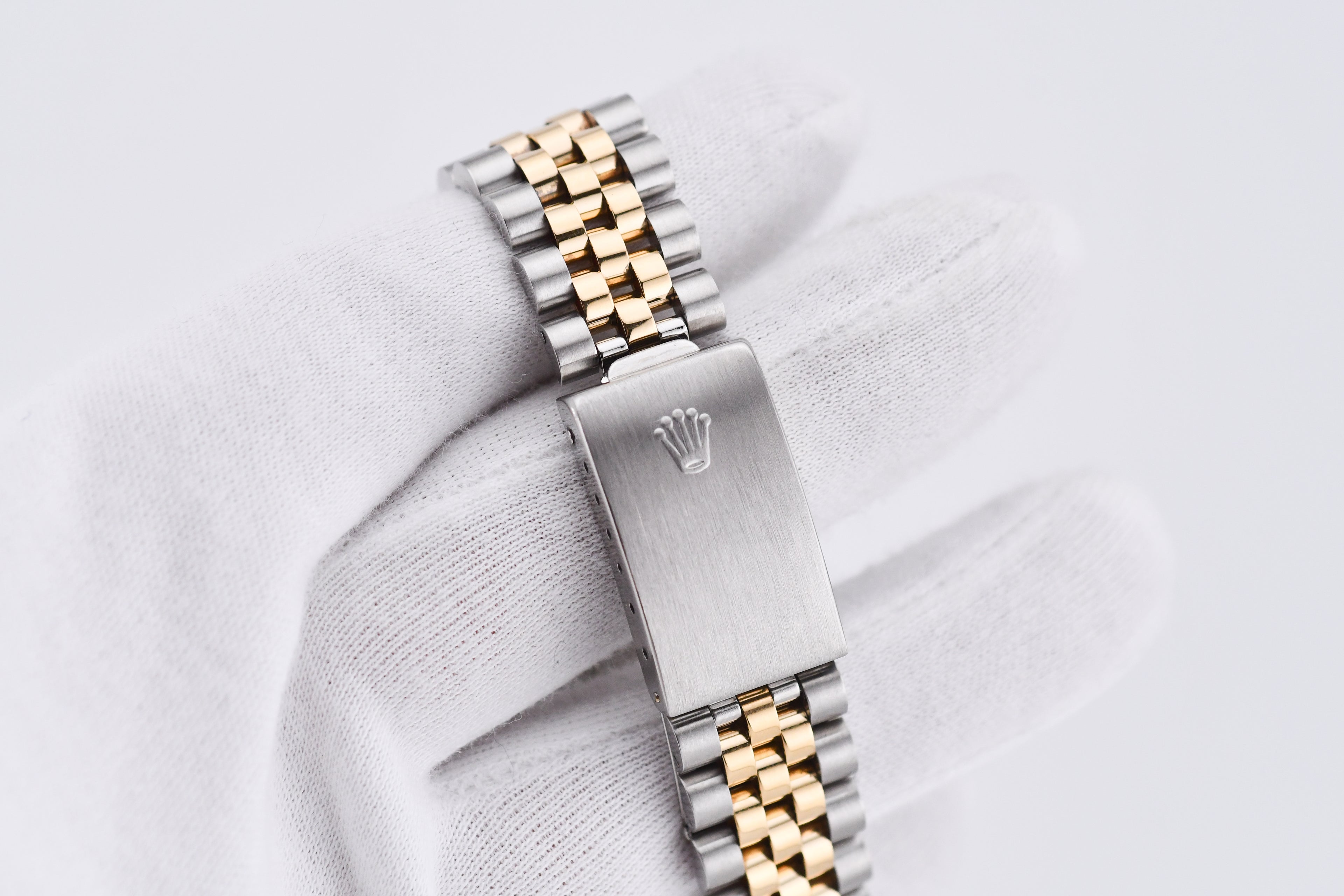 Rolex Datejust 36mm Ref 16233 Yellow Gold Bezel Blue Mother of Pearl Dial