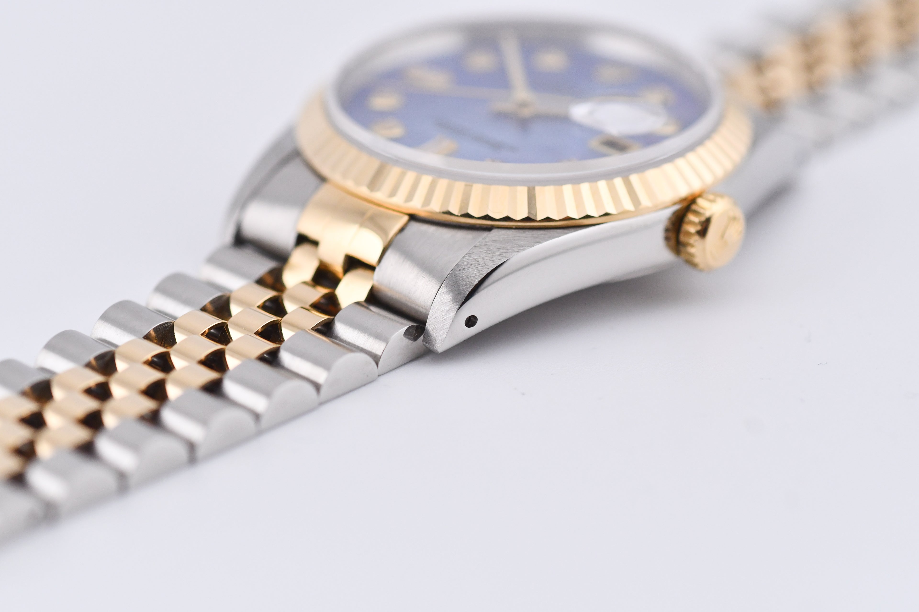 Rolex Datejust 36mm Ref 16233 Yellow Gold Bezel Blue Mother of Pearl Dial