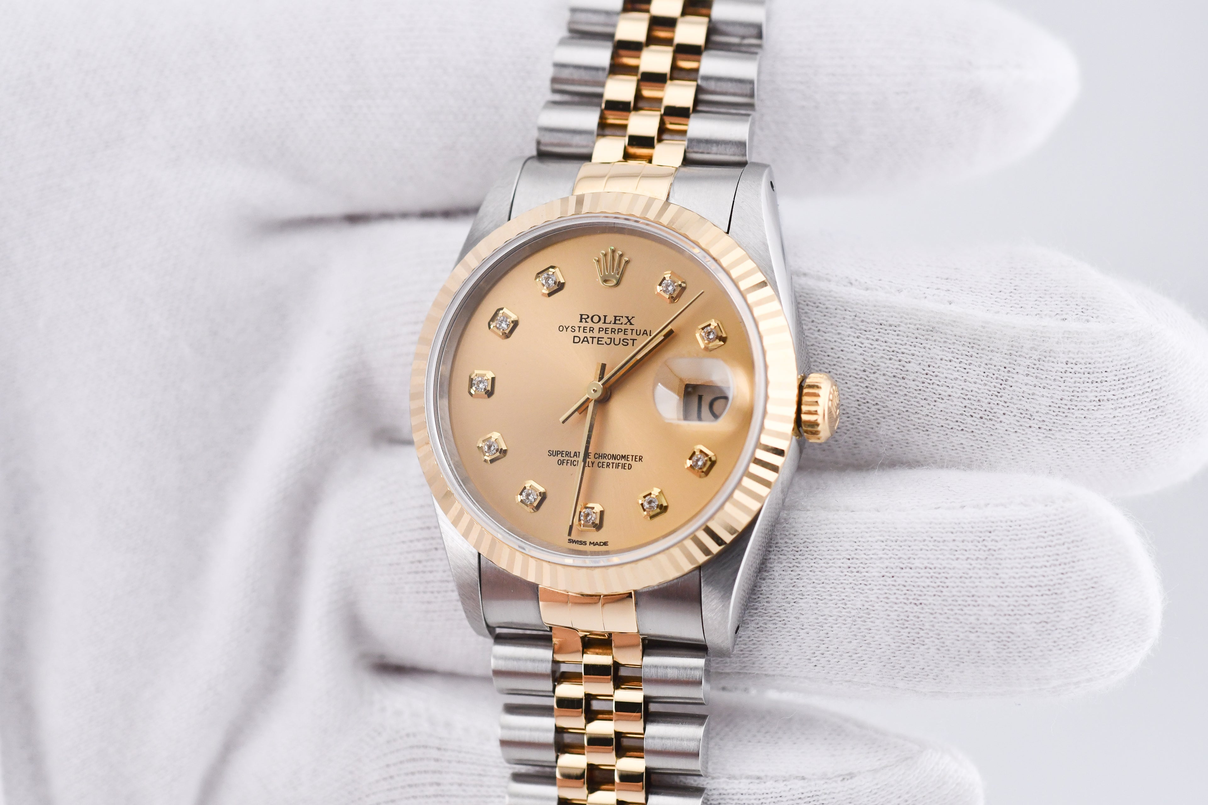 Rolex Datejust 36mm Ref 16233 Yellow Gold Bezel Champagne Dial