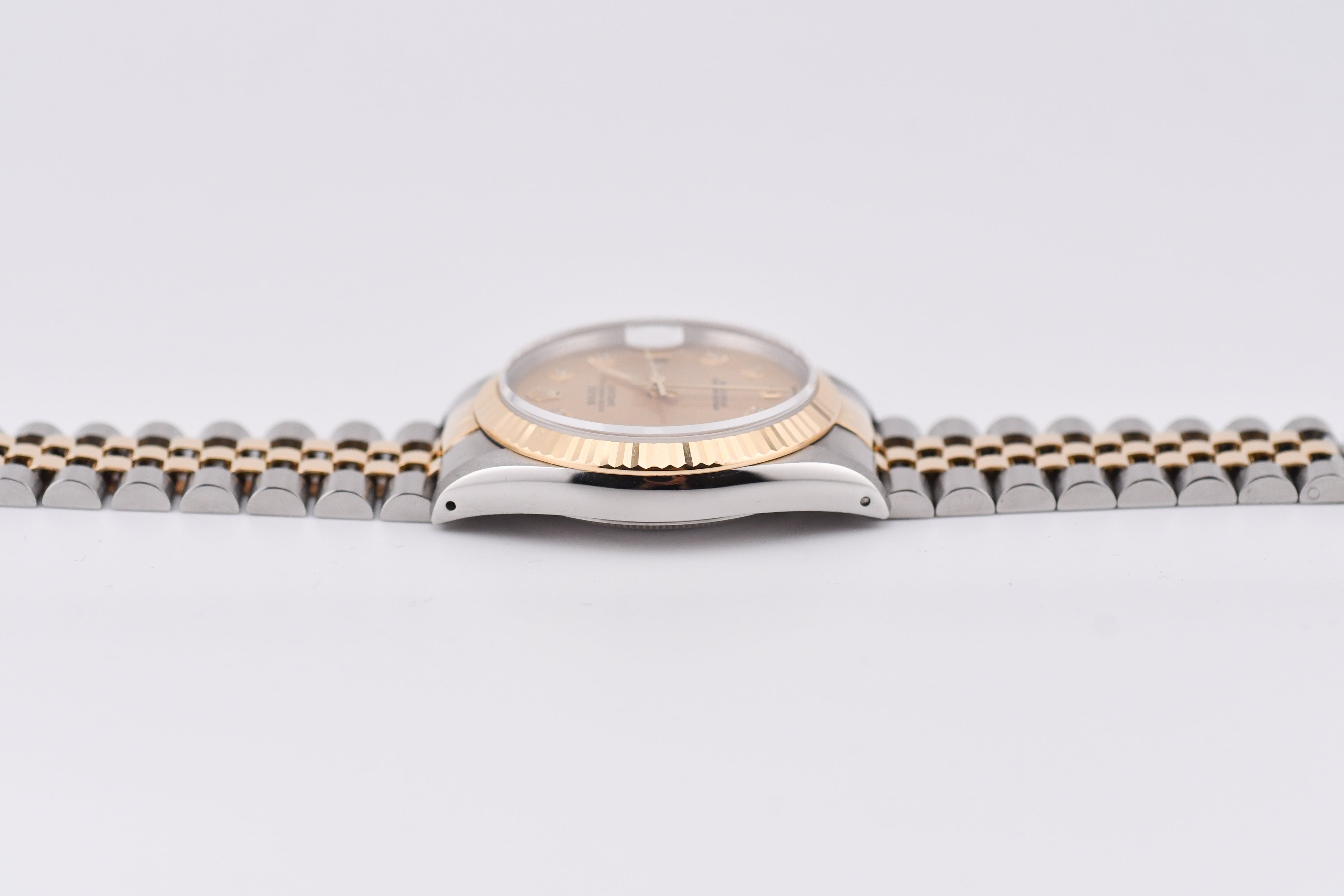 Rolex Datejust 36mm Ref 16233 Yellow Gold Bezel Champagne Dial