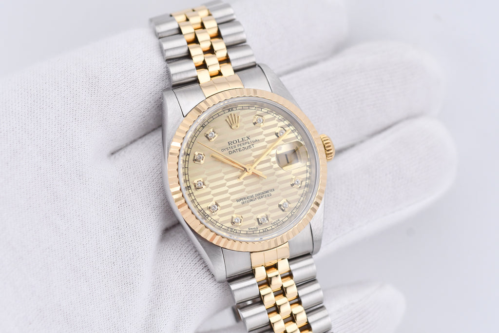 Rolex Datejust 36mm Ref 16233 Yellow Gold Bezel Champagne wave Dial