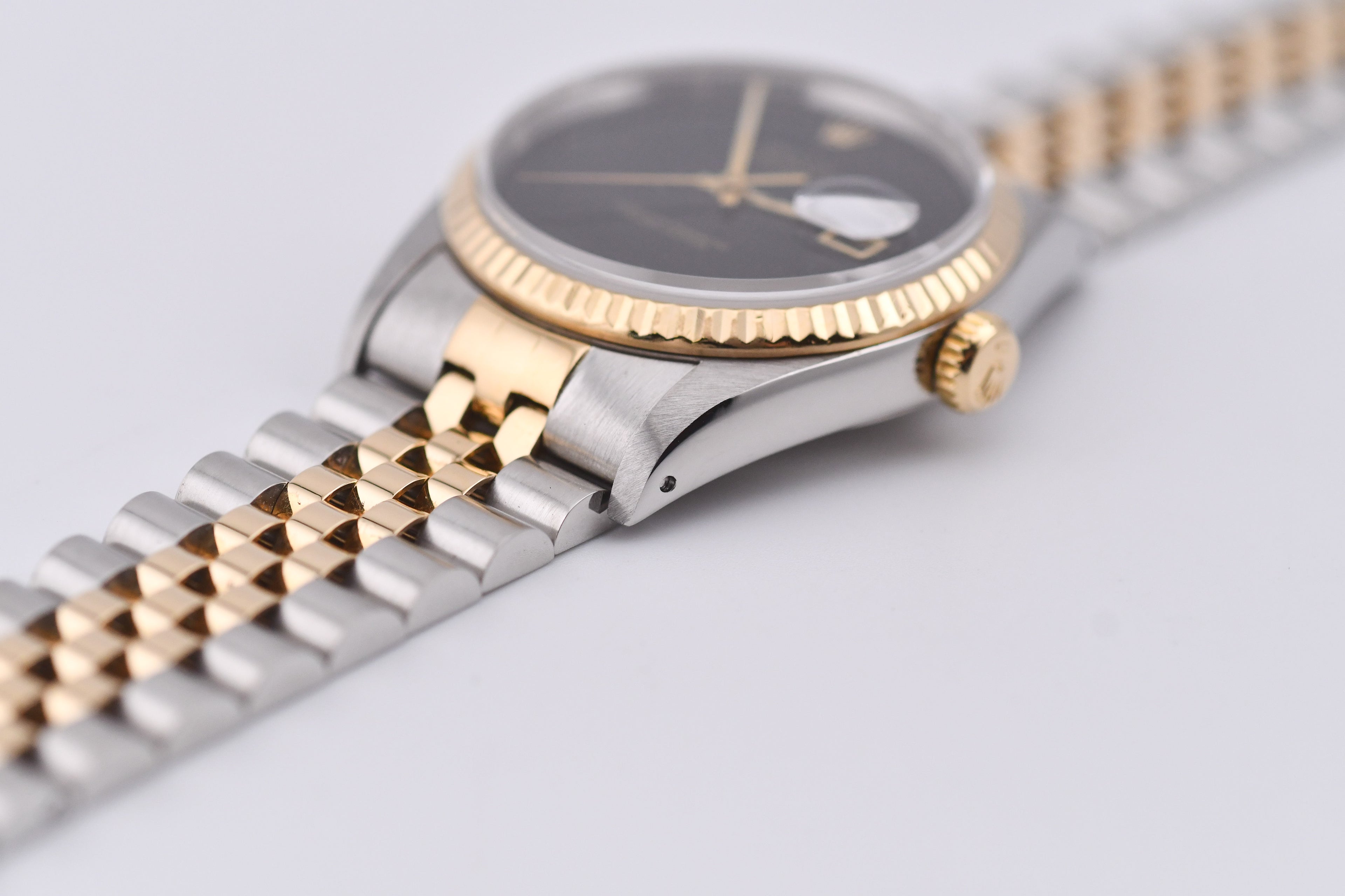 Rolex Datejust 36mm Ref 16233 Yellow Gold Bezel Custom Onyx Dial