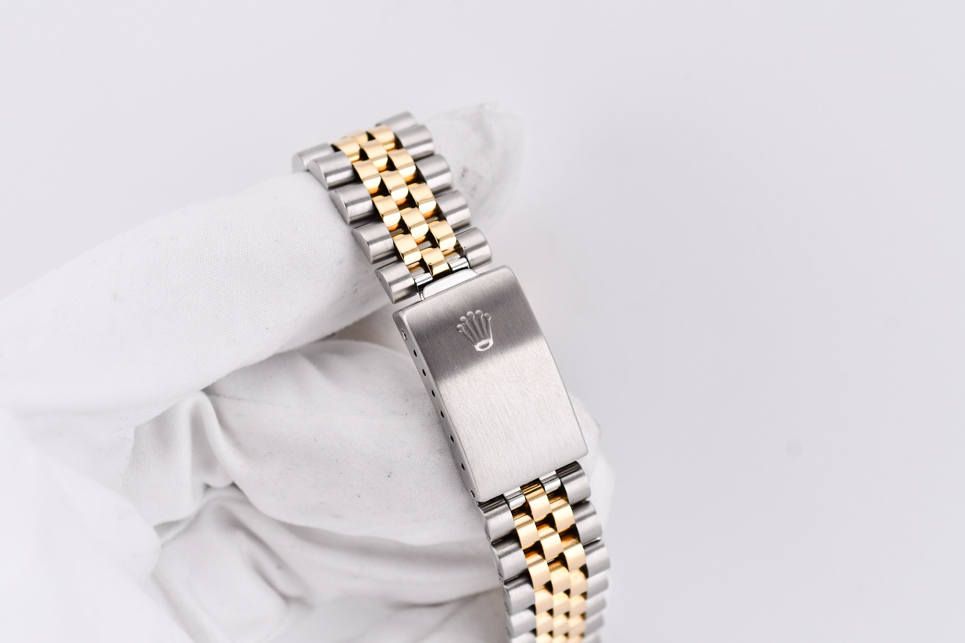 Rolex Datejust 36mm Ref 16233 Yellow Gold Bezel Sunburst Red Diamond Dial