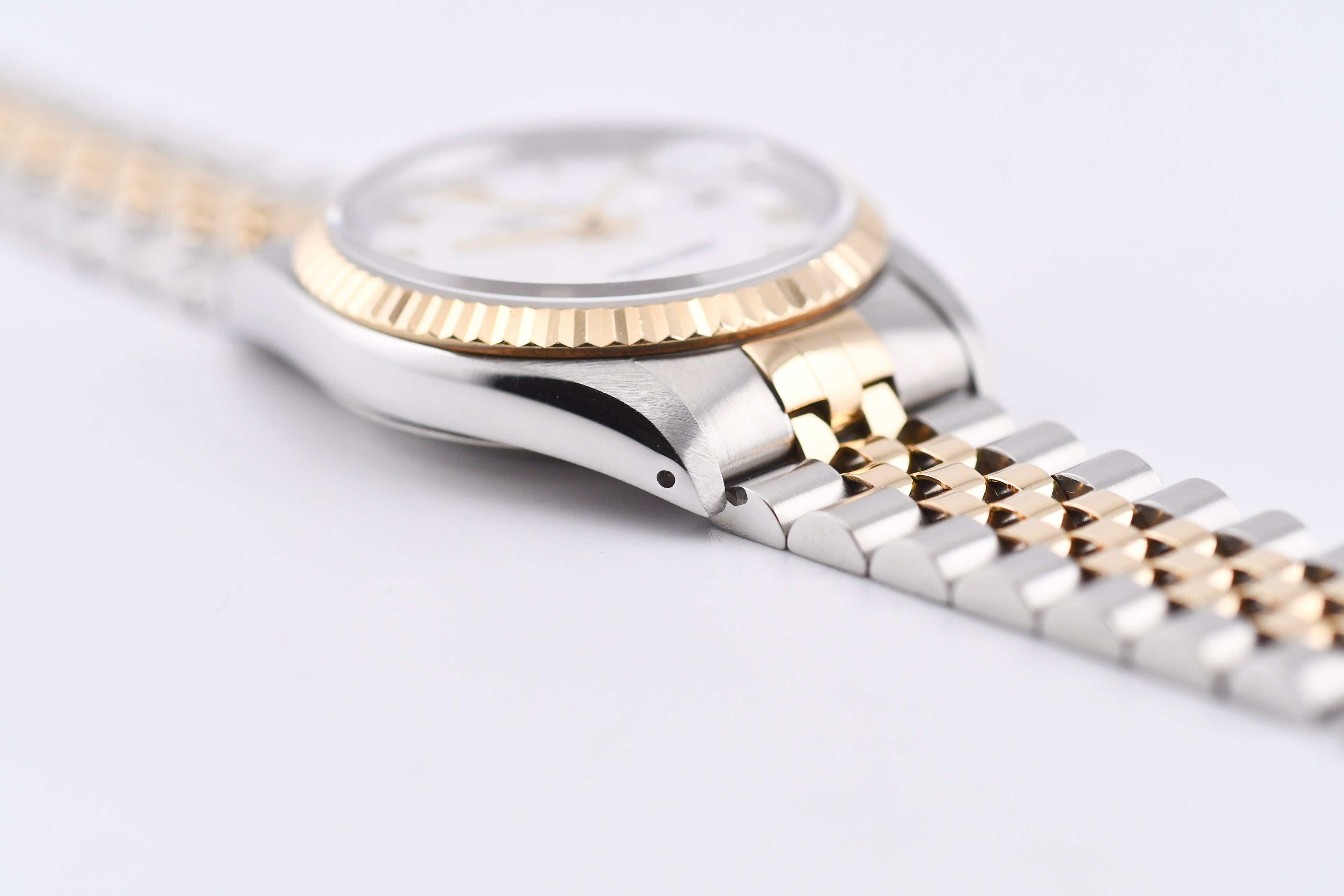 Rolex Datejust 36mm Ref 16233 Yellow Gold Bezel White Roman Dial