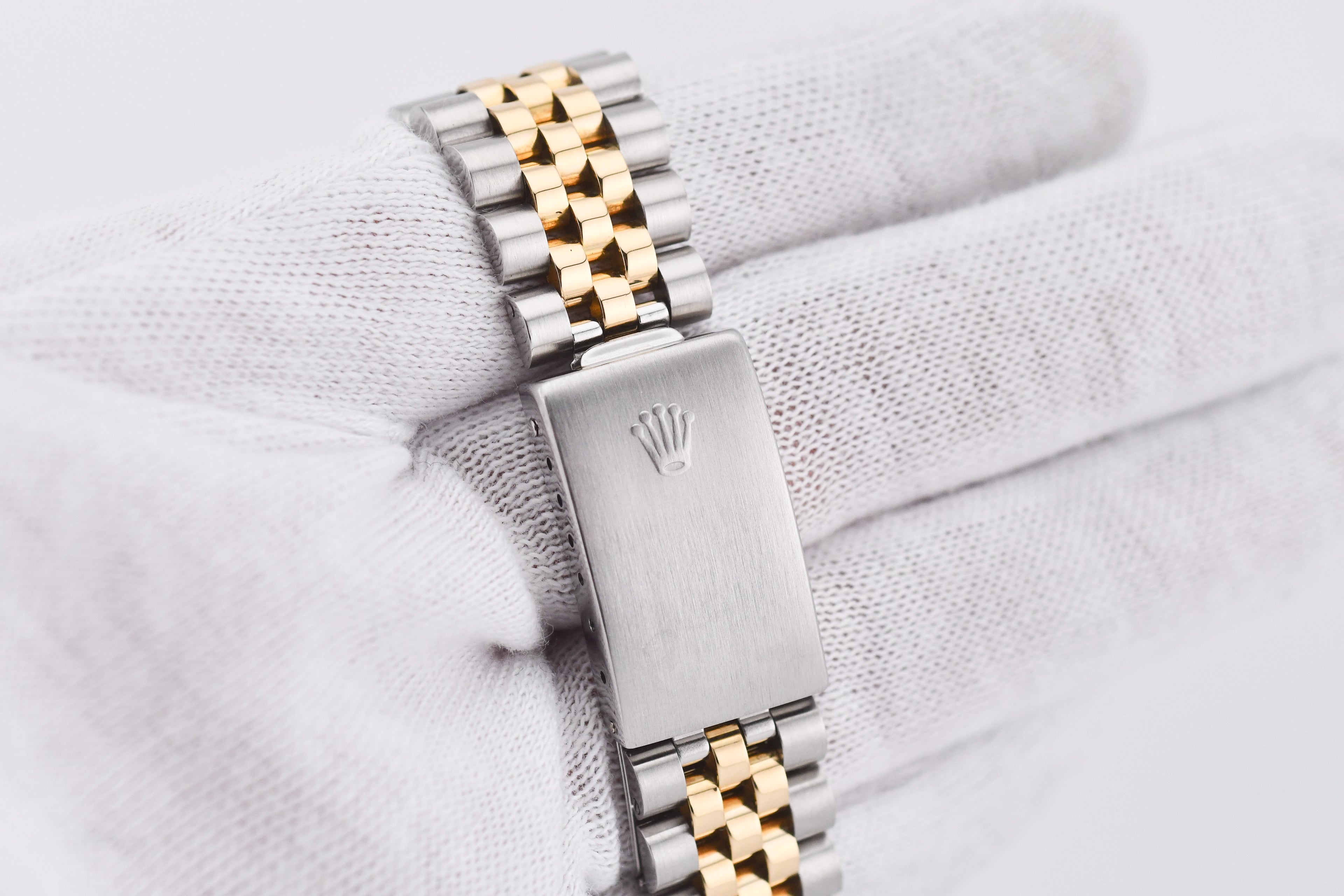 Rolex Datejust 36mm Ref 16233 Yellow Gold Diamond Bezel Custom White Diamond Dial