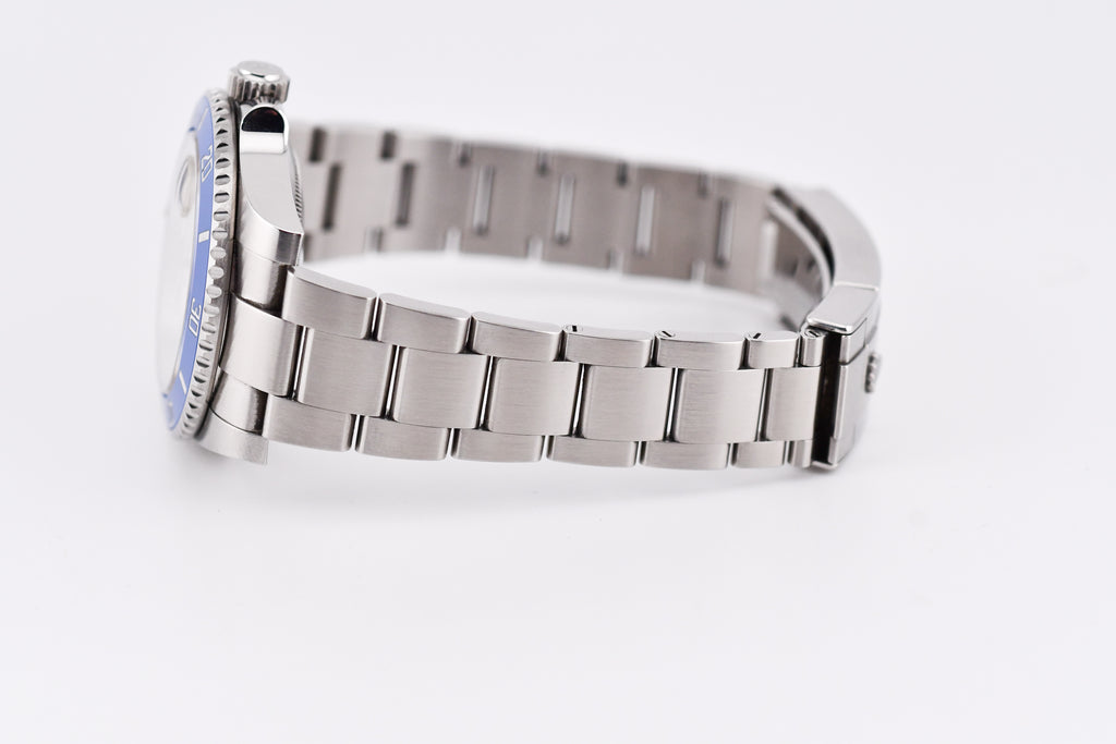 Rolex Submariner 40mm Ref 116610 Custom Blue Bezel and Meteorite Dial